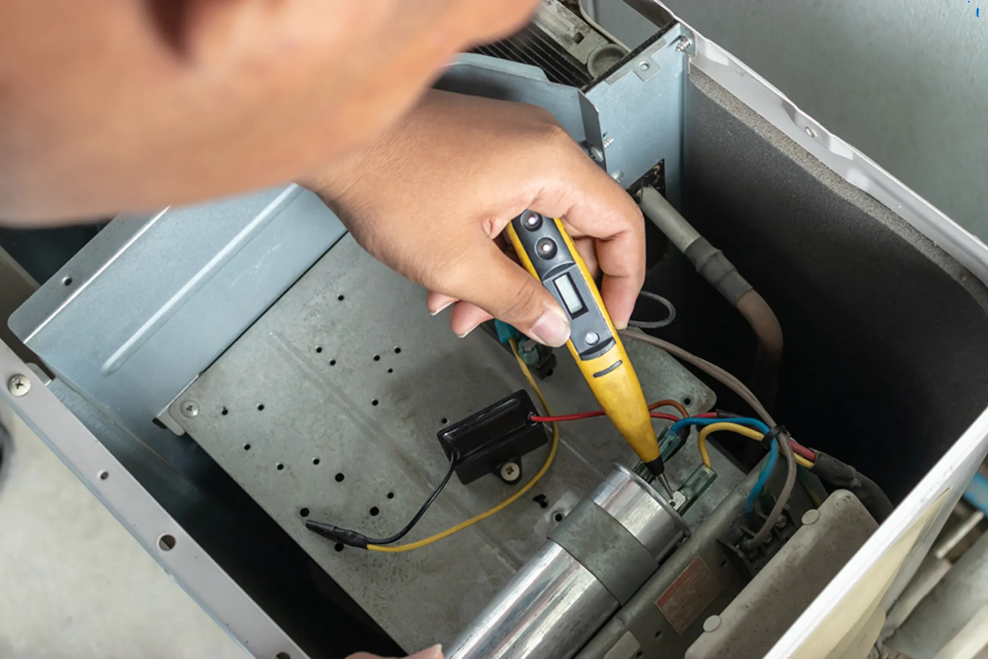 The Role of Capacitors in AC Systems