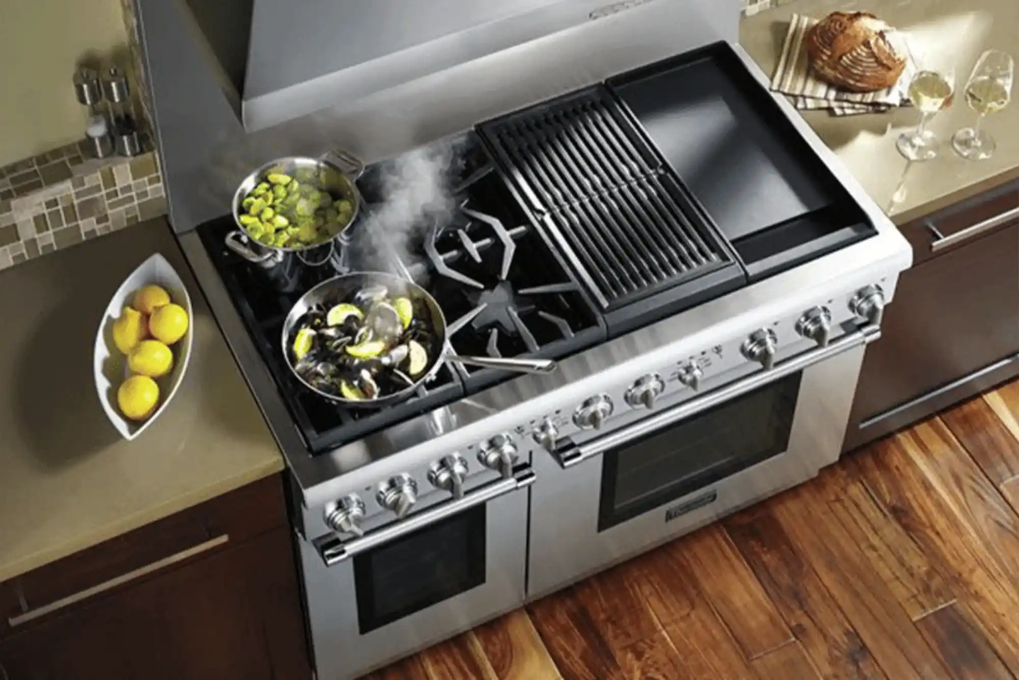 The Pros and Cons of Dual-Fuel Ovens