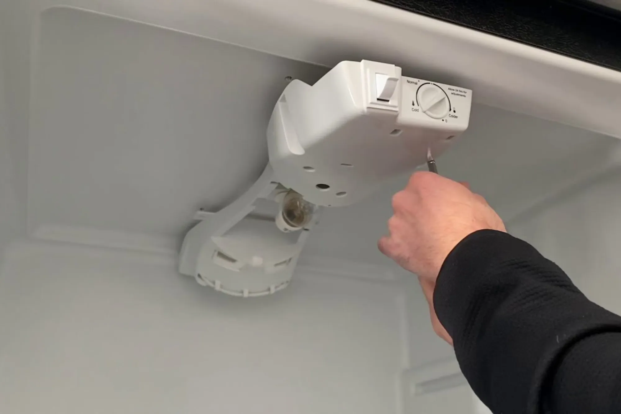 Fridge Leaking Water Under Bottom