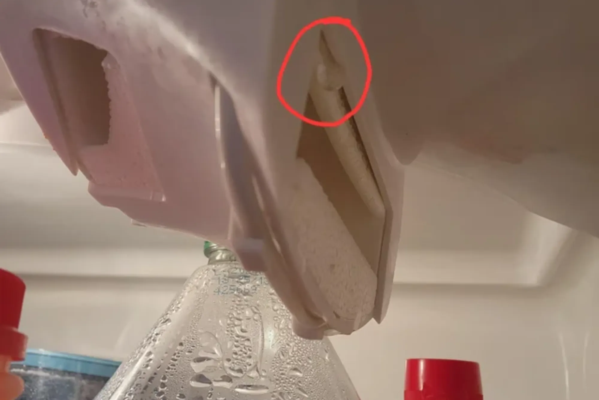 Fridge Water Leakage from Pipe