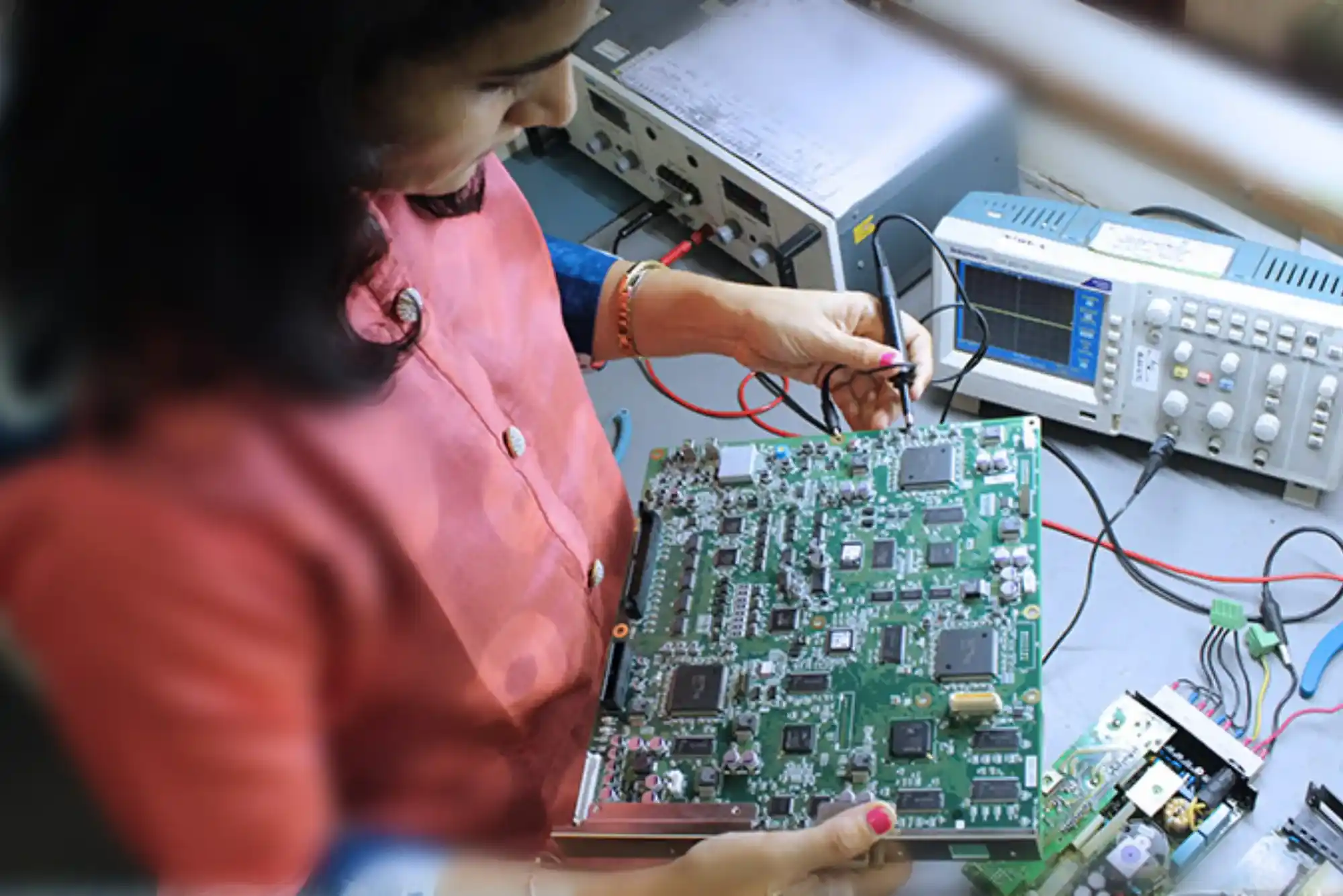 AC Circuit Board Repair Dubai