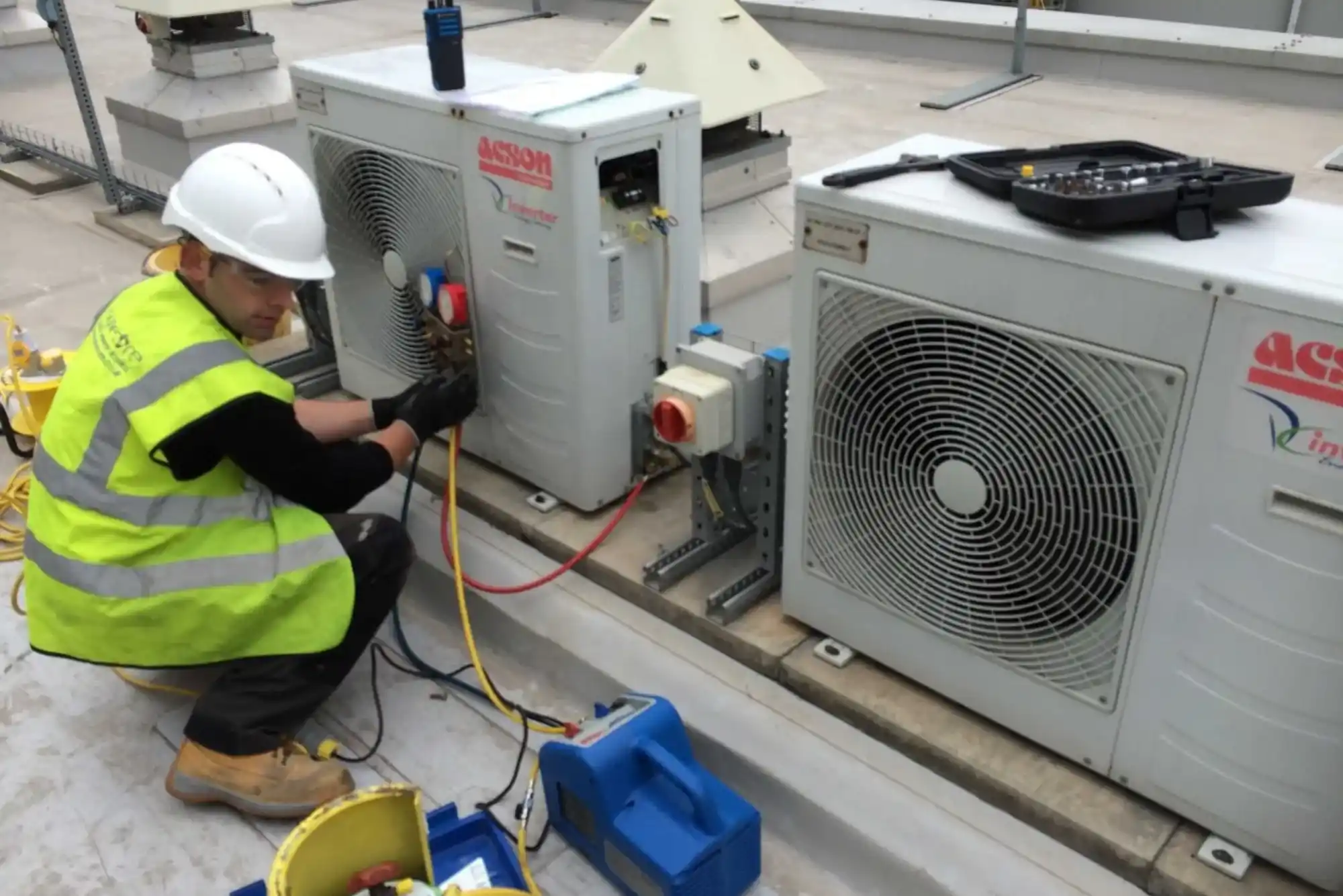 Refrigerator Maintenance Contracts Dubai