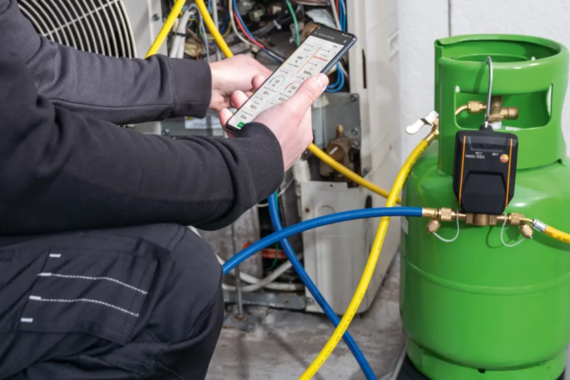 AC Refrigerant Recharge Service